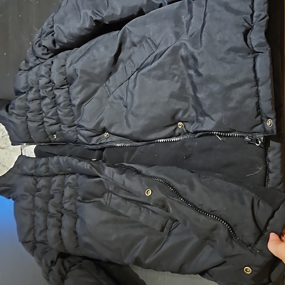 Old navy winter jacket - Picture 3 of 7